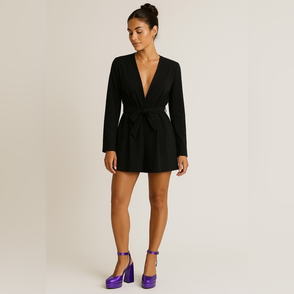 NWT RONNY KOBO Plunge Neckline Long Sleeve Belted Romper XS - Picture 1 of 9